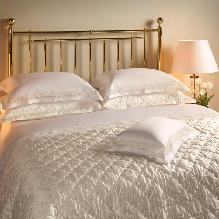 Safiye Duvet Cover Set