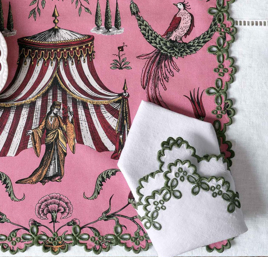 Seferî Linen Napkin with Green Embroidery